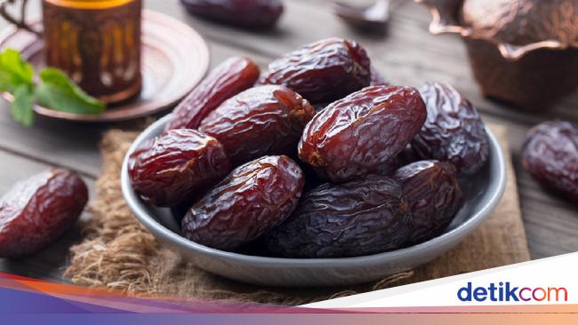 Manfaat Sehat Dan Cara Membuat Susu Kurma Sendiri