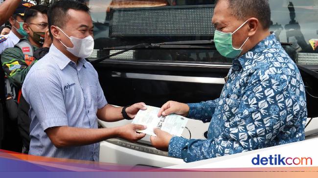Buku Lulus Uji Elektronik Resmi Gantikan KIR di Kota Bandung Buku Lulus Uji Elektronik Resmi Gantikan KIR di Kota Bandung