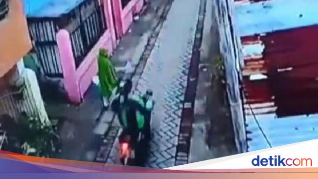 Begal Payudara Menyasar Penjual  Kue di  Makassar  Begal Payudara Menyasar Penjual  Kue di  Makassar