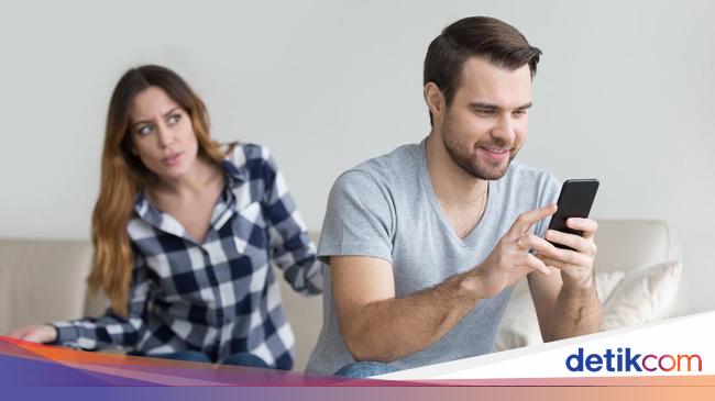 6 Fakta Cowok Cuek Si Misterius Yang Sebenarnya Setia Penuh Perhatian