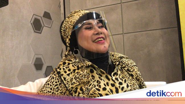 Disinggung soal Wirdha Sylvina, Elvy Sukaesih: Duh Jangan ...