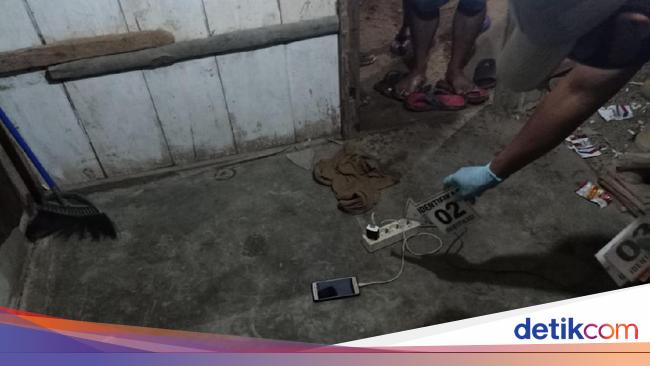ABG Tewas Tersambar Petir Saat Main HP yang Sedang Di charge ABG Tewas Tersambar Petir Saat Main HP yang Sedang Di charge