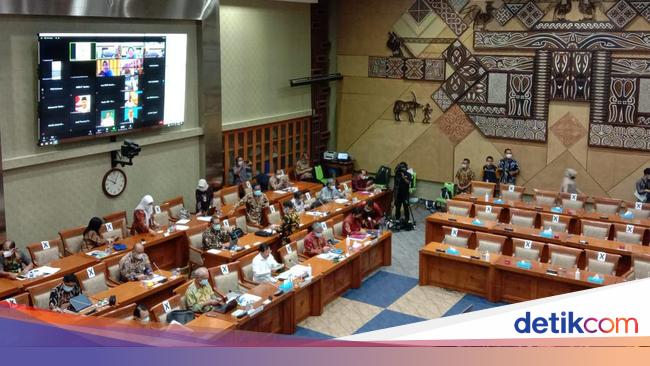 Ini Bocoran Tipe Kelas Standar Bpjs Kesehatan Yang Berlaku 2022<script async src=