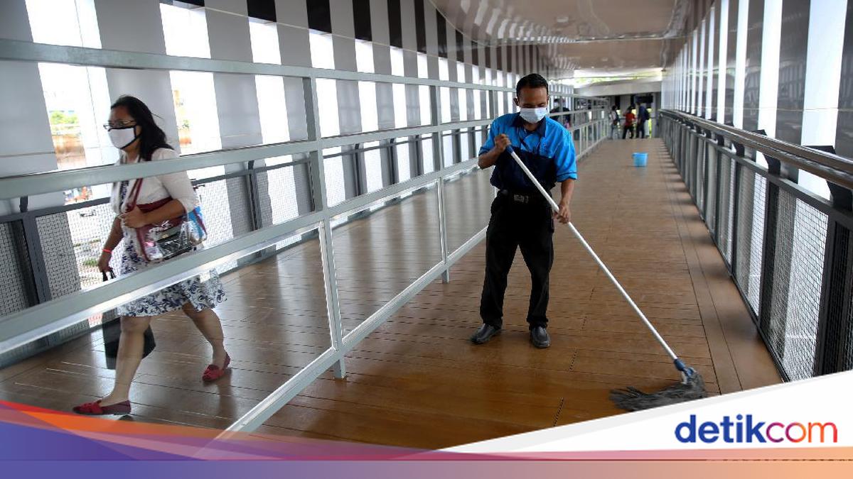 Sempat Ditutup karena Rusak, JPO Senen Sudah Dibuka Malam Ini
