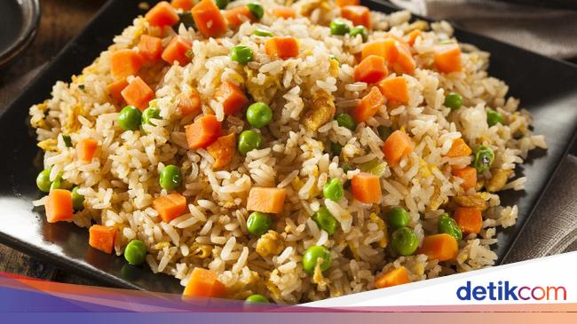 7 Makanan Pantangan Asam Urat dan Kolesterol hingga Resep Nasgor Kondangan