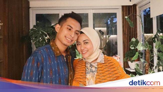 6 Lika-liku Cinta Rachel Vennya, Gosip Okin Selingkuh ...