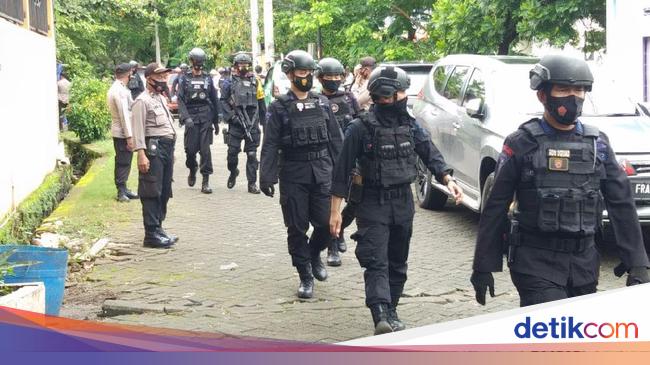 8 Hal Terungkap Dari Tewasnya 2 Teroris Di Makassar Saat Disergap