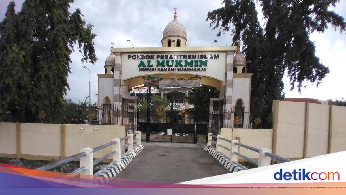 Aisyah, istri pengasuh Ponpes Al Mukmin Ngruki Sukoharjo Abu Bakar Ba'asyir, wafat di usia 82 tahun. Jenazah akan dikebumikan sore ini.

Via @detikjatengcom