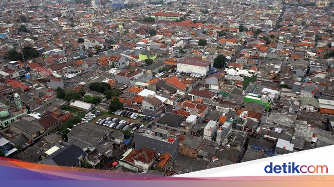 PR Besar Prabowo Genjot Pembangunan Saat Jumlah Penduduk RI 286 Juta