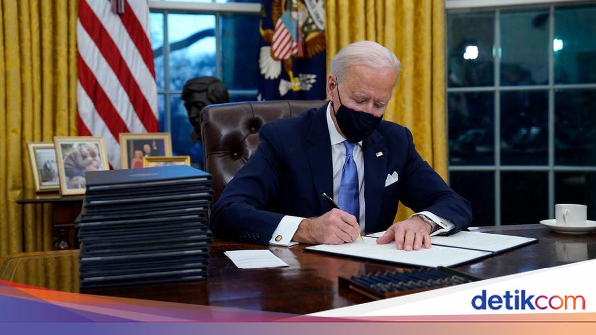 5 Gebrakan Joe Biden Sesaat Usai Pelantikan
