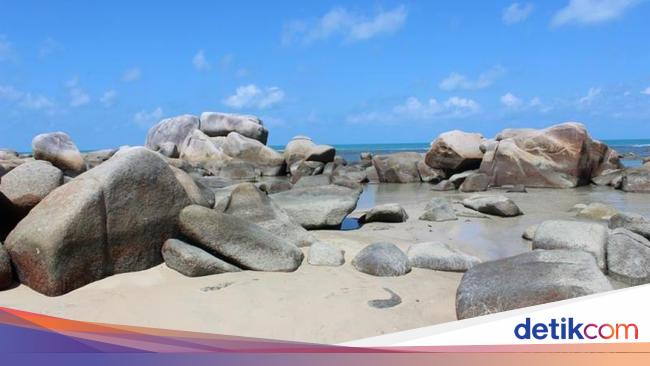 Pantai Cantik Penuh Batu Granit Bangka Juga Punya 