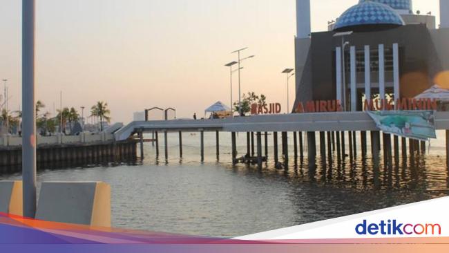 Pantai Losari Ikon Kota Makassar Yang Selalu Menarik Hati