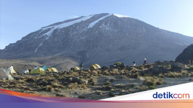 Menaklukan Kilimanjaro Puncak Tertinggi Di Afrika Menaklukan Kilimanjaro Puncak Tertinggi Di Afrika