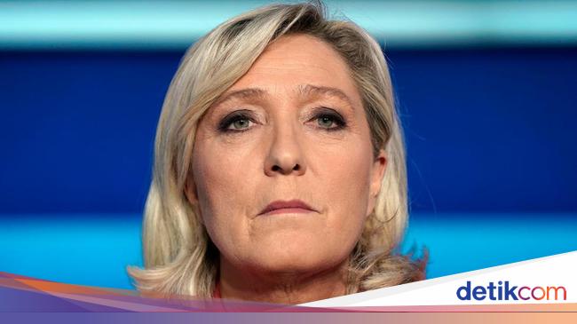 Marine Le Pen Sentenced, French Election at Risk