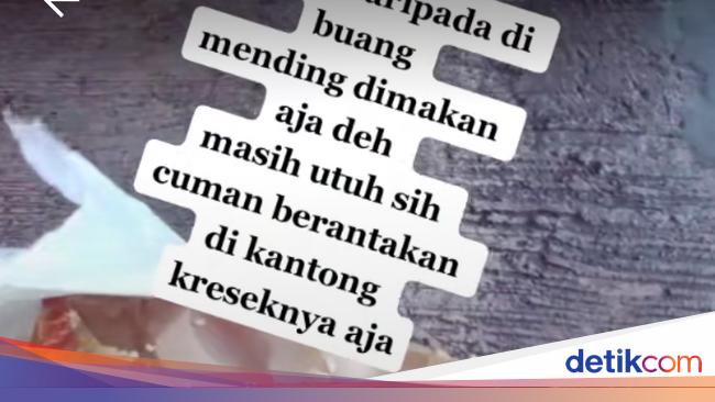 Driver Ojol Ini Terpaksa Makan Pesanan Nasi Padang Yang Jatuh Terlindas Motor