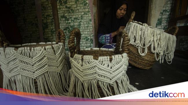 Pengertian Kerajinan Tujuan Jenis dan Contohnya Pengertian Kerajinan Tujuan Jenis dan Contohnya