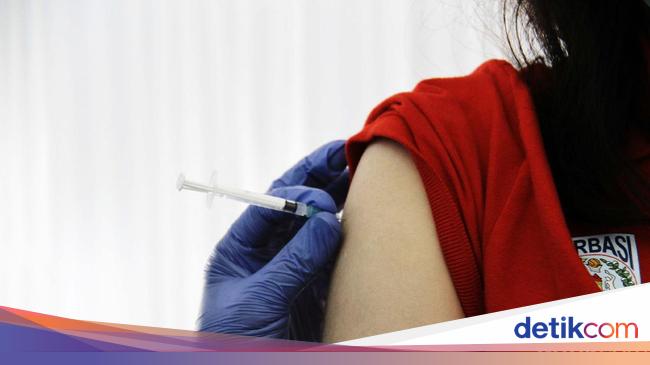 WHO Researchers Predict Needle-Free COVID-19 Vaccine Available in Late 2021