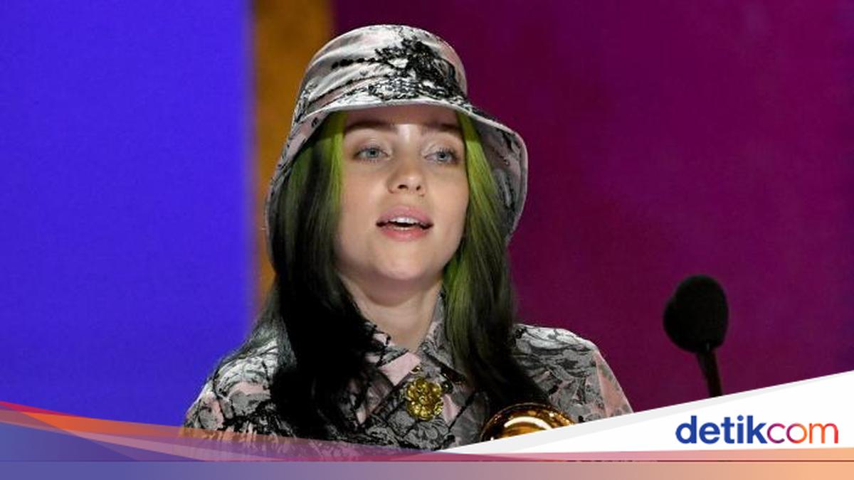Rambut Billie Eilish Warna Hijau dan Hitam Ternyata Wig