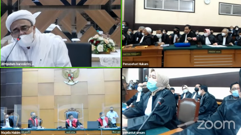 Bersikeras Hadir Langsung Bikin Sidang Habib Rizieq Memanas