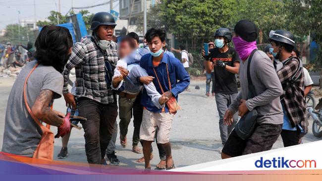 Myanmar security forces fire grenades at protesters, 80 people killed