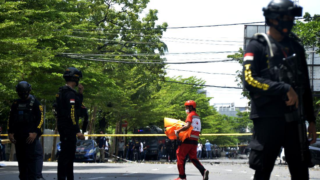 10 Fakta Bom Bunuh Diri Di Makassar Meledak Di Depan Gereja