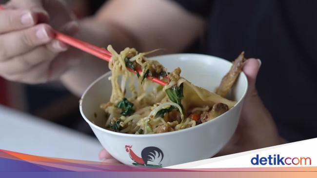 Mangkuk Ayam Jago hingga Warna Gerobak Mie Ayam Punya Filosofi Menarik