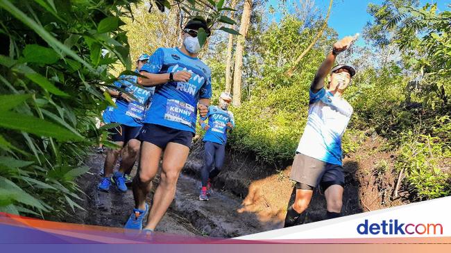 Puluhan Pelari Lintas Alam Berlomba di Ijen Geopark Run