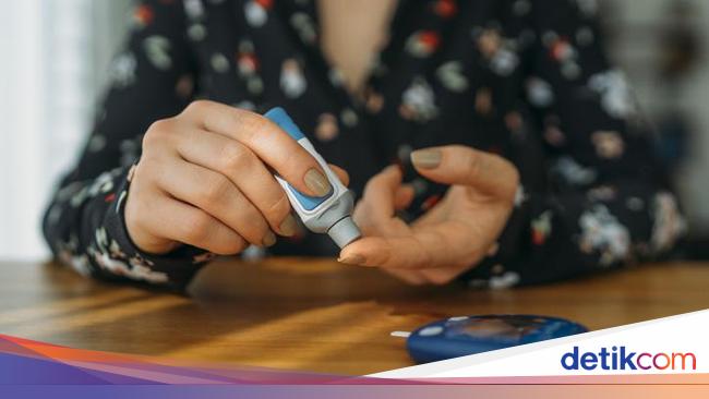 Wajib Tahu! Ini yang Perlu Dilakukan saat Kadar Gula Darah Capai 500