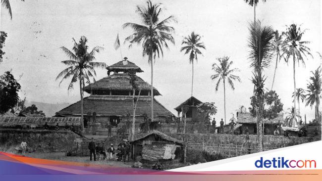 Sumber sejarah mengenai masuknya agama islam ke indonesia dari sumber internal ditunjukkan pada nomor