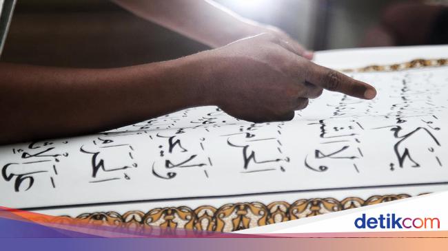 Seperti Apa Isi Surat Luqman Ayat 14 Ini Arab Latin Arti Dan Kandungannya Seperti Apa Isi Surat Luqman Ayat 14 Ini Arab Latin Arti Dan Kandungannya