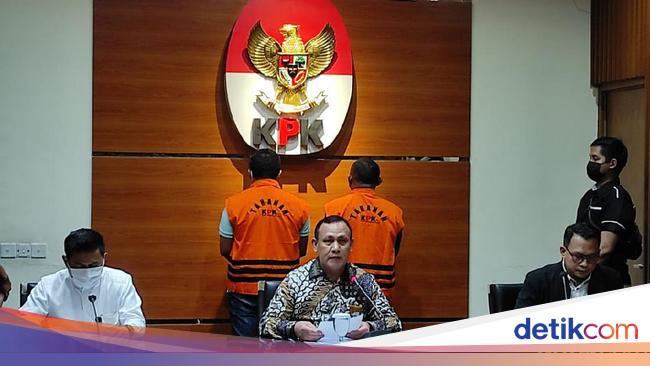 Azis Syamsuddin Allegedly Asked KPK Investigators to Help Walkot Tanjungbalai