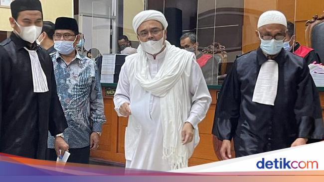 When the Prosecutor Called Habib Rizieq the High Priest Just a Thumb