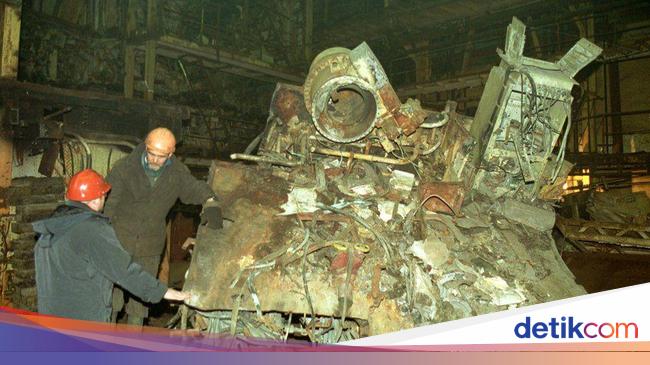 Cerita Evakuasi Kapal Selam Kursk Rusia Yang Tenggelam Tahun 2000
