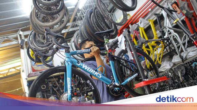 It used to sell very well, now bicycle sales are getting ‘tired’