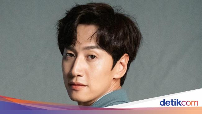 Lee Kwang Soo Resmi Tinggalkan Running Man Setelah 11 Tahun