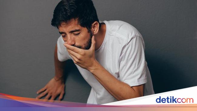 Hukum Muntah Saat Berpuasa Menurut Islam