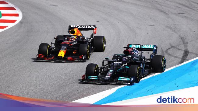 Hamilton Champion After Competing Fiercely with Verstappen