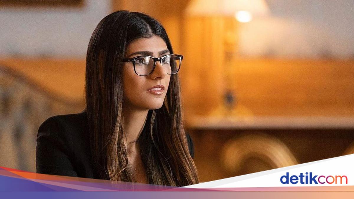 Api Khalida Mia Khalifa Kritik Piala Dunia di Qatar hingga Umpat FIFA