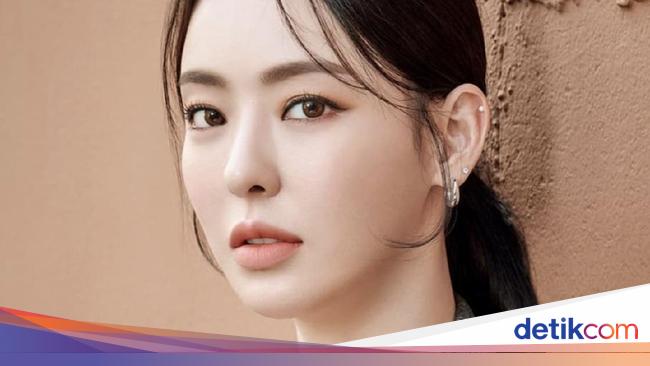 8 Potret Cantik Lee Da Hee, Calon Pengganti Seo Ye Ji di Drakor Island