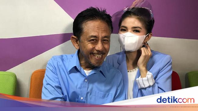 Wife Answers Allegations of Epy Kusnandar Due to illness