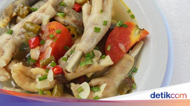 3 Resep Sup Ceker Ayam yang Kuah Kaldunya Gurih Sedap