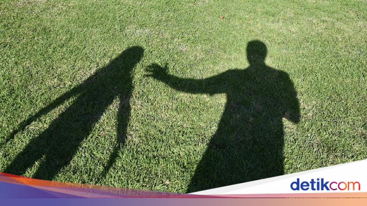 Heboh Mahasiswa di Serang Terciduk Rekam Dosen Sendiri di Toilet Kampus