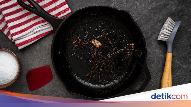 5 Tips Mudah Bersihkan Kerak Panci Membandel Pakai Cuka Hingga Soda