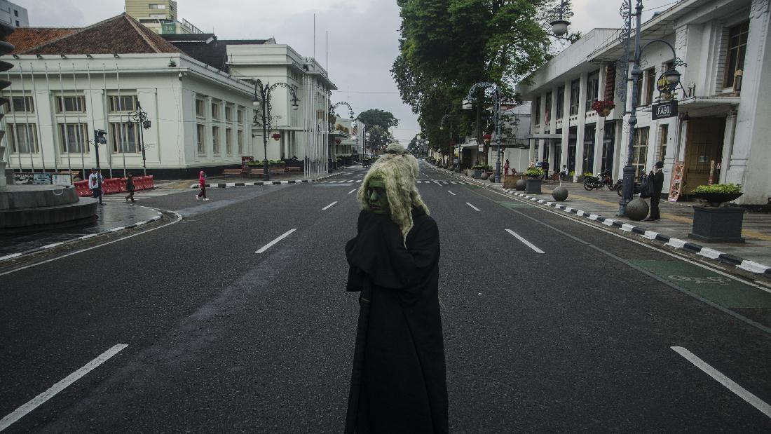 5 Wisata Horor Di Bandung: Hantu Boneka Panda Hingga Noni Belanda