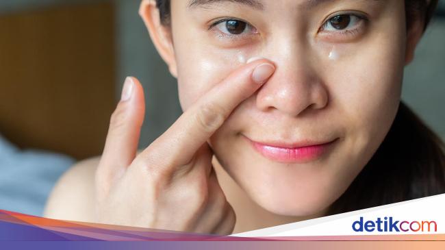 6 Cara Mengatasi Wajah Berminyak Dengan Mudah