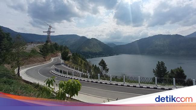 Curi Perhatian, Patung Yesus Tertinggi Dunia di Toba Ramai Wisatawan