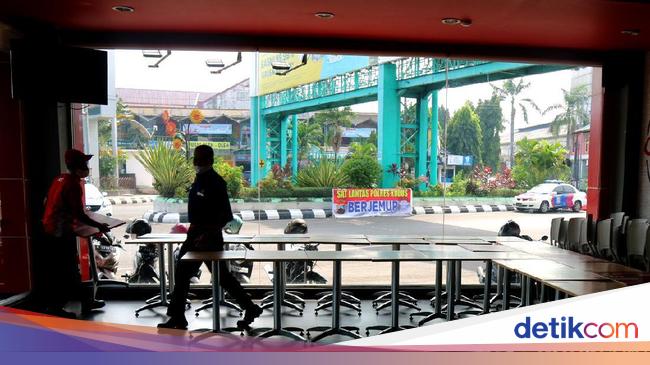 Atmosfer Ppkm Darurat Di Kudus Atmosfer Ppkm Darurat Di Kudus