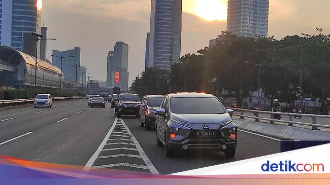 29 Titik Penyekatan Dan Pemeriksaan Di Jalan Tol<script async src=