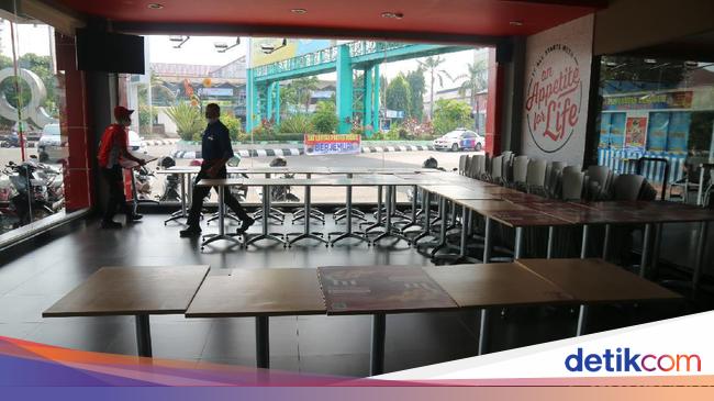 Suasana Ppkm Darurat Hari Pertama Di Zona Merah Varian Delta Kudus Suasana Ppkm Darurat Hari Pertama Di Zona Merah Varian Delta Kudus