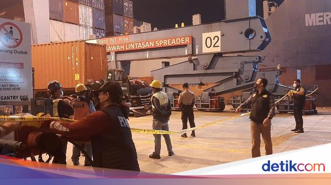 Chronology of Truck Driver Killed by a Container at Tanjung Priok Port